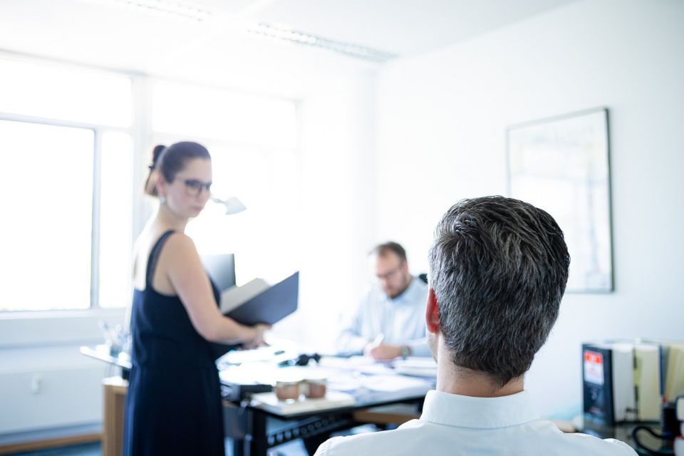 Karriere bei Plup Anwaltskanzlei - offene Bürotüren, Erfahrungsaustausch im Team